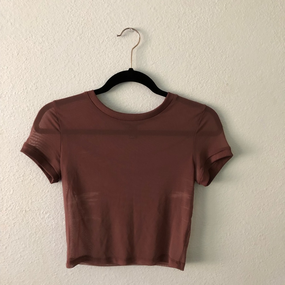 Mauve mesh top
